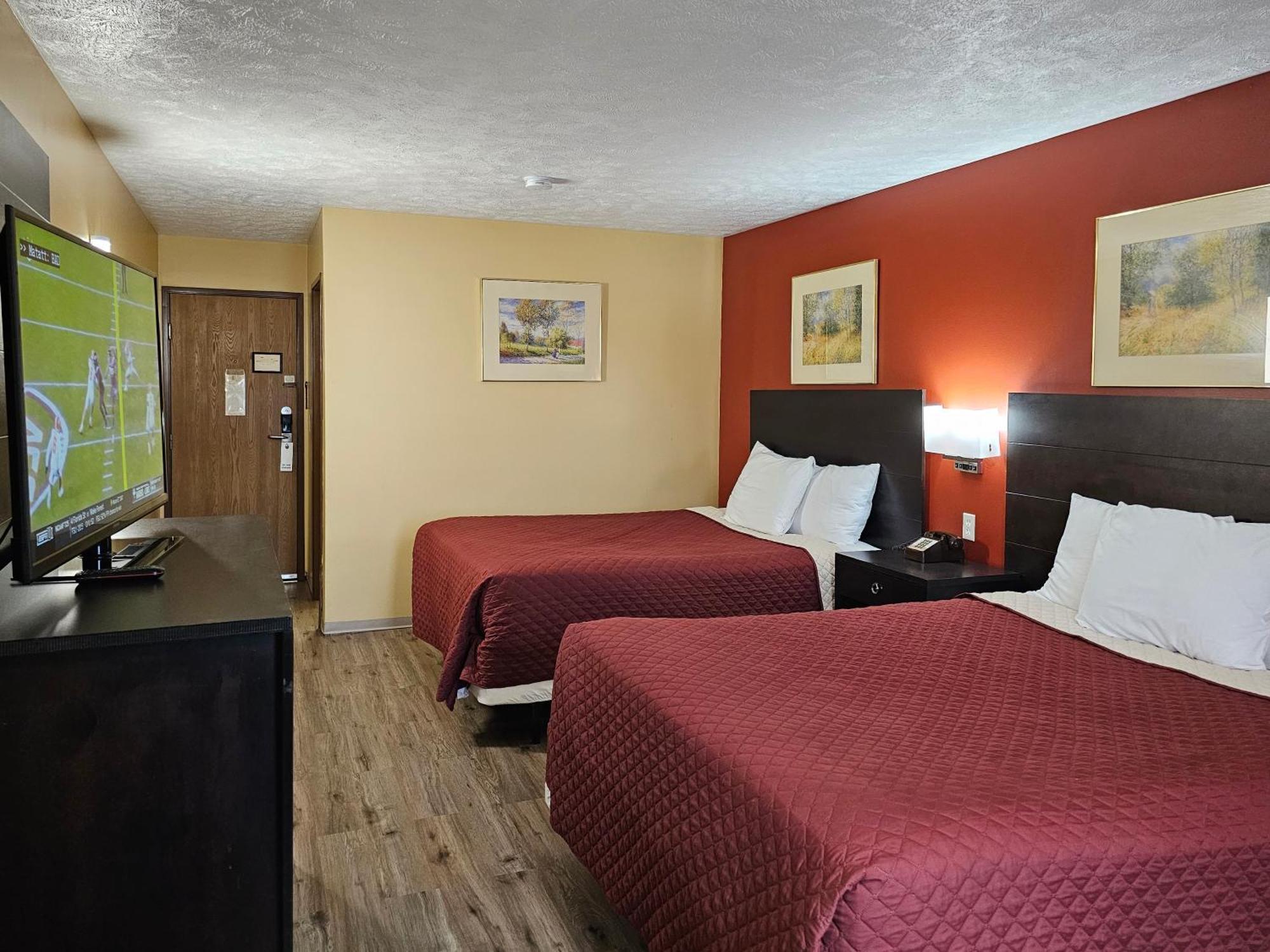 Budgetel Inn & Suites Fort Scott Buitenkant foto